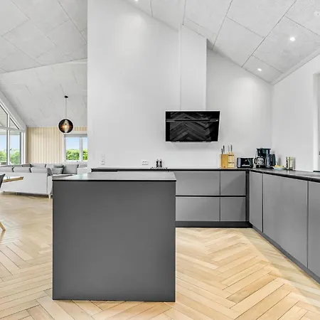 Beautiful In With Sauna *