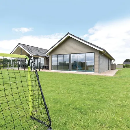 Beautiful In With Sauna