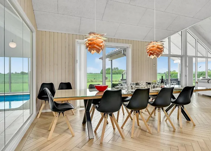 Feriehus Beautiful In With Sauna