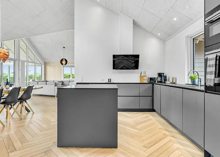 Beautiful In With Sauna *