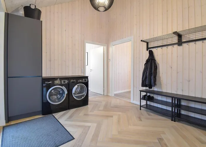 Feriehus Beautiful In With Sauna