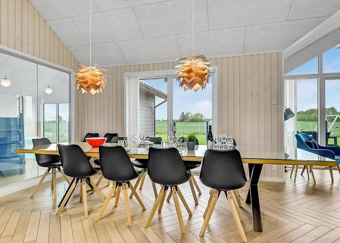 Feriehus Beautiful In With Sauna *